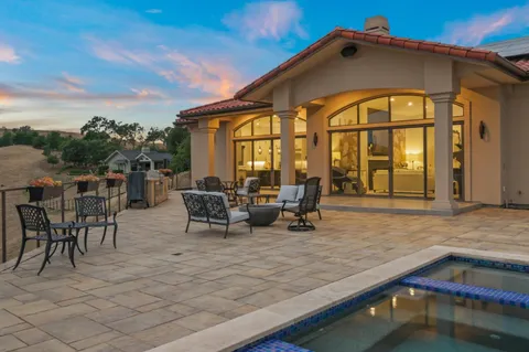 $6,799,000 | 5 Winding Oaks Drive, Pleasanton, CA 94566