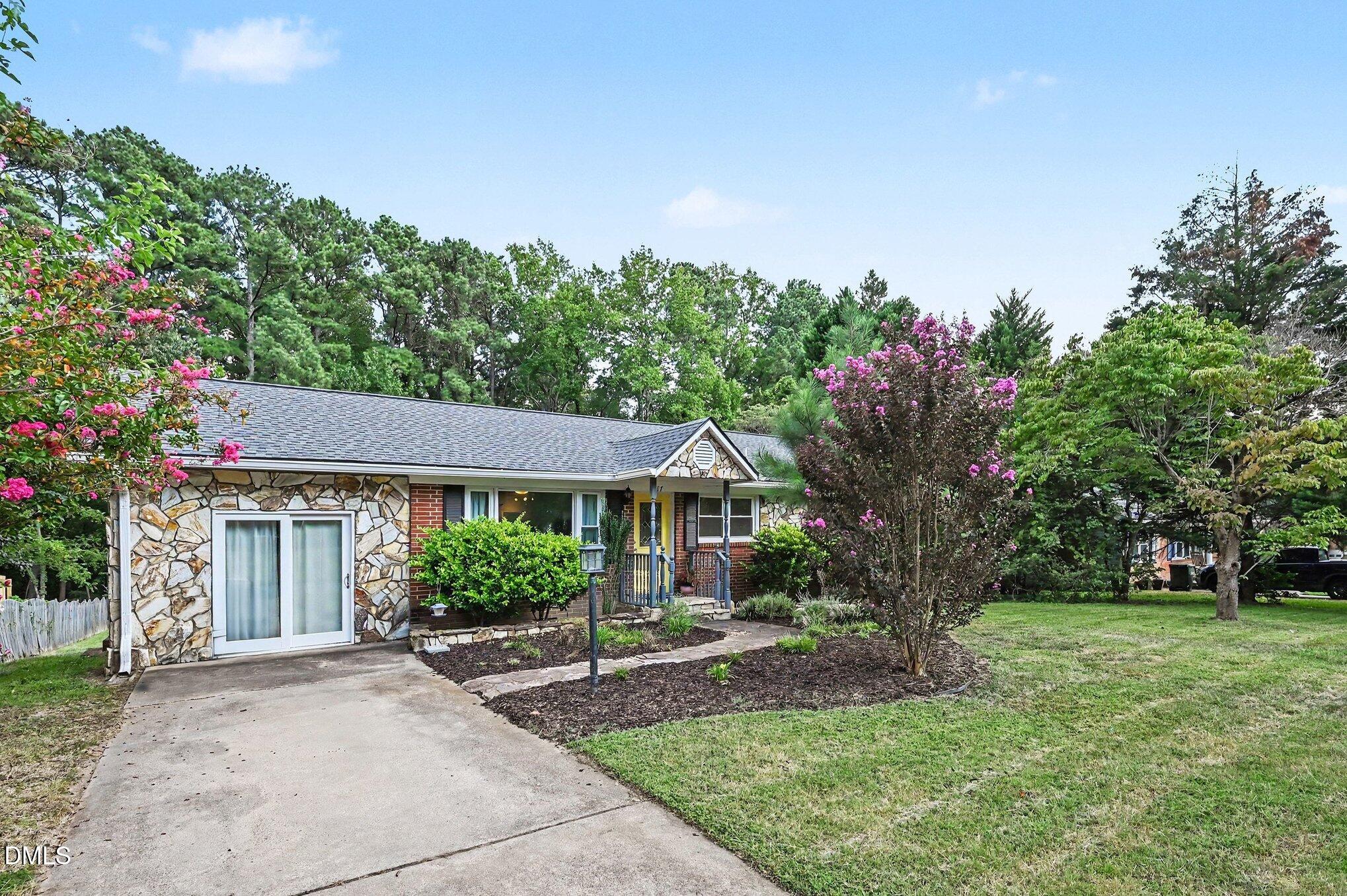 1217 Clinton Road Durham, NC 27703 - Photo 18 of 19 001_dsc_3292_644