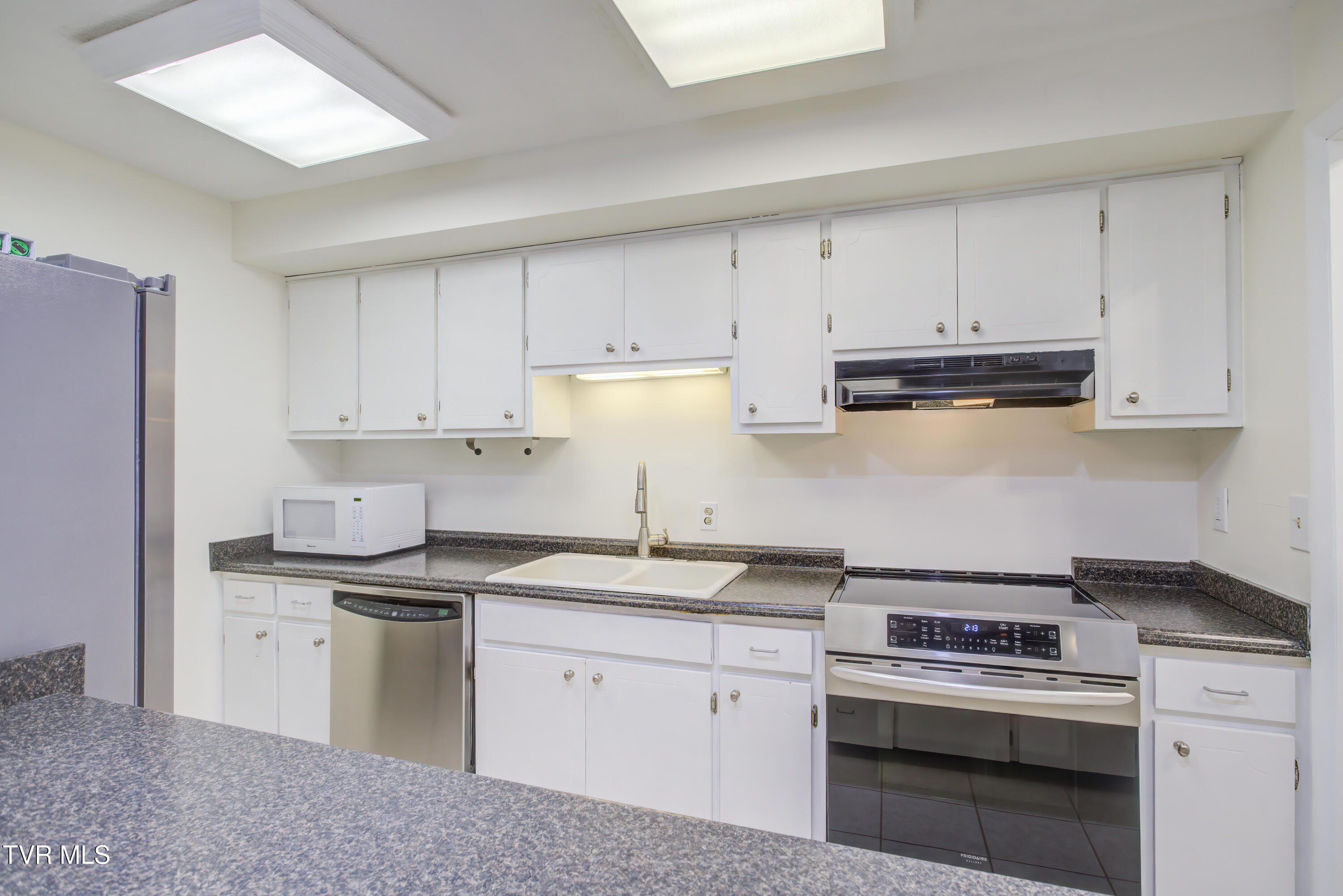 780 Hamilton Road, Unit C1 Blountville, TN 37617 - Photo 12 of 24 780 Hamilton Road C1 (10)