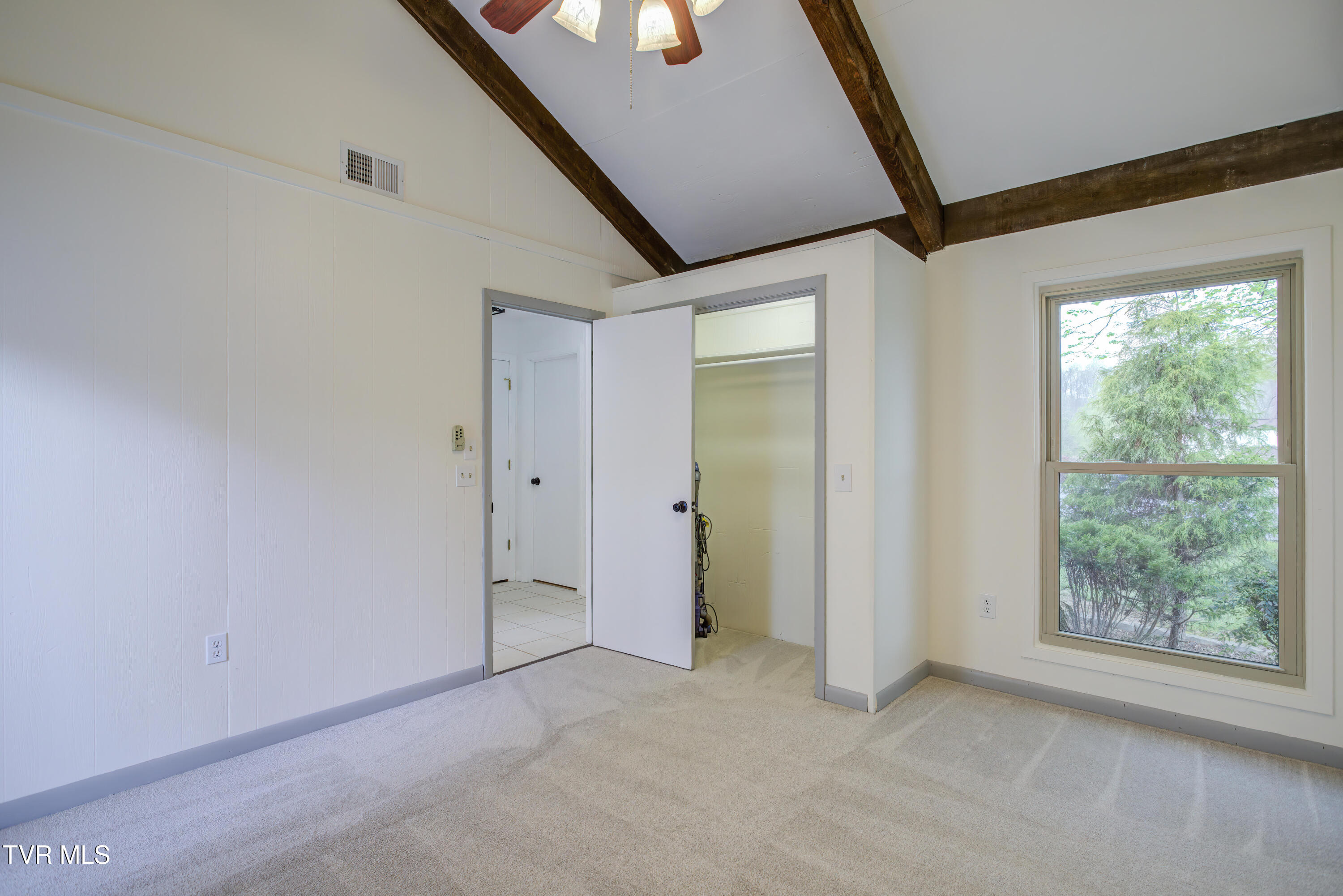 780 Hamilton Road, Unit C1 Blountville, TN 37617 - Photo 17 of 24 780 Hamilton Road C1 (9)