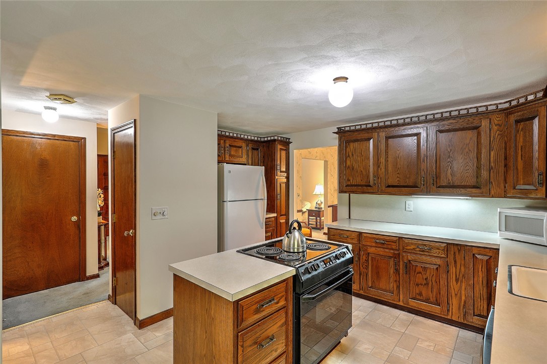 2025 Division Road East Greenwich, RI 02818 - Photo 20 of 49 Gallery Image 20