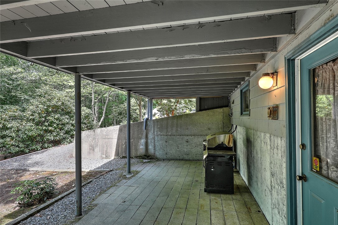 2025 Division Road East Greenwich, RI 02818 - Photo 38 of 49 Gallery Image 38