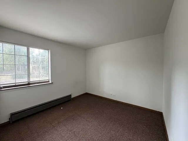 $1,585 | 901 East Chicago Avenue, Unit 2W, Naperville, IL 60540