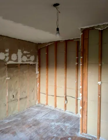 $109,000 | 854 South Crystal Avenue, Benton Harbor, MI 49022