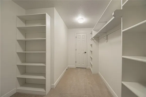 $620,000 | 14317 Manor Court, Leawood, KS 66224