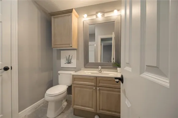 $620,000 | 14317 Manor Court, Leawood, KS 66224