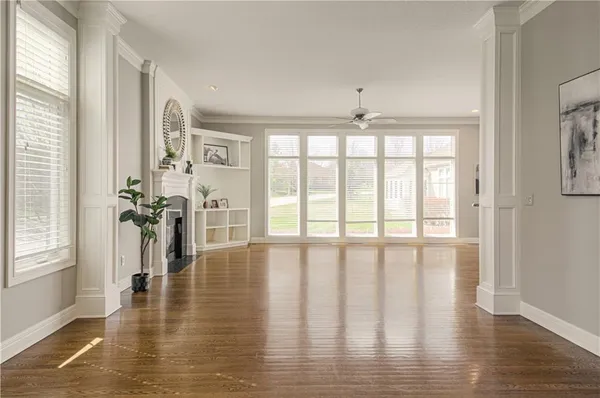 $620,000 | 14317 Manor Court, Leawood, KS 66224