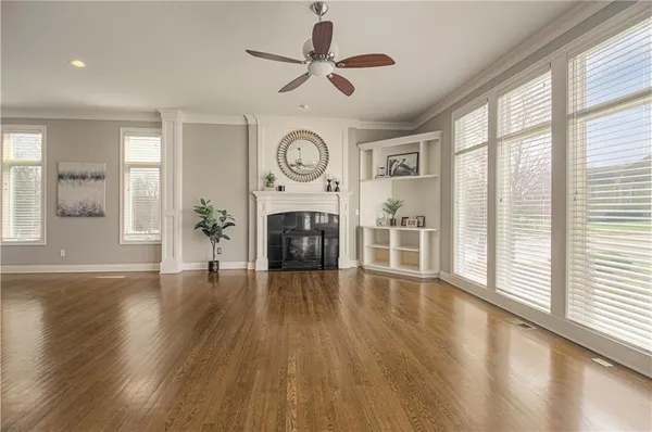 $620,000 | 14317 Manor Court, Leawood, KS 66224