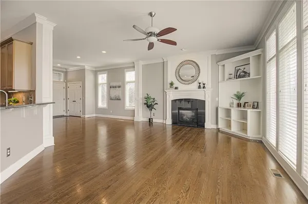 $620,000 | 14317 Manor Court, Leawood, KS 66224