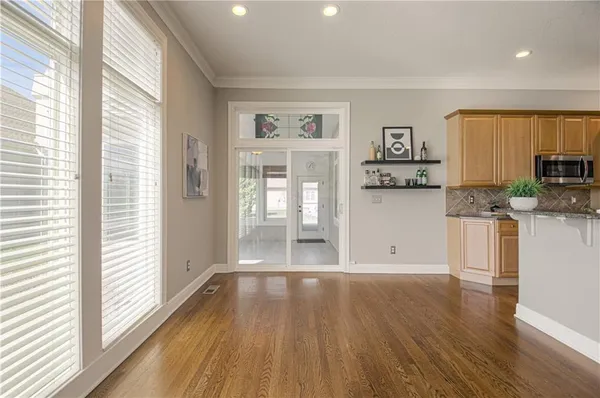 $620,000 | 14317 Manor Court, Leawood, KS 66224