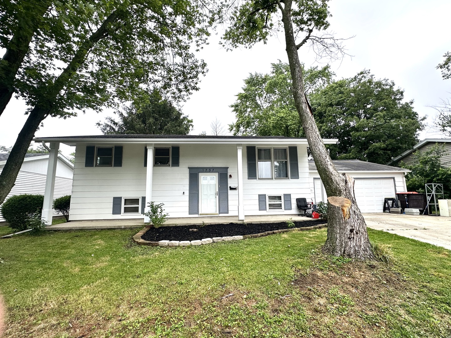 1737 Gleason Drive Rantoul, IL 61866 - Photo 1 of 17 Gallery Image 1