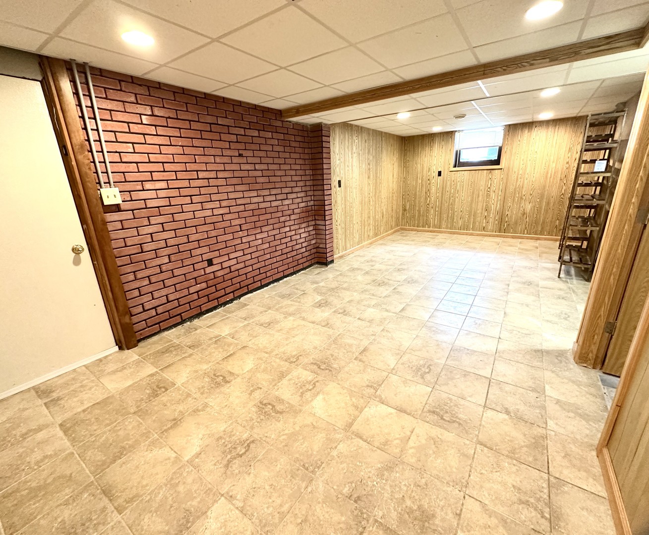 1737 Gleason Drive Rantoul, IL 61866 - Photo 13 of 17 Gallery Image 13