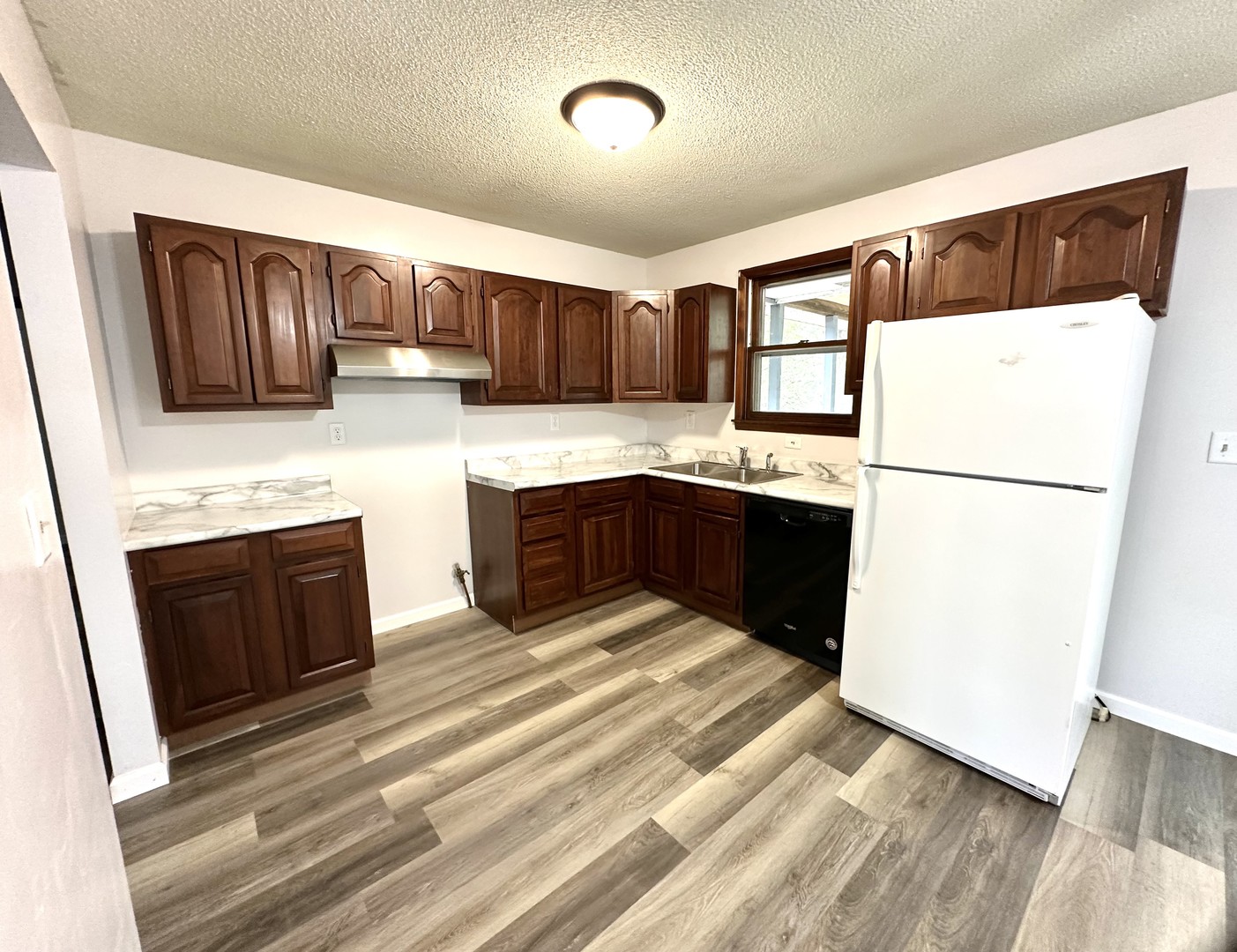 1737 Gleason Drive Rantoul, IL 61866 - Photo 5 of 17 Gallery Image 5