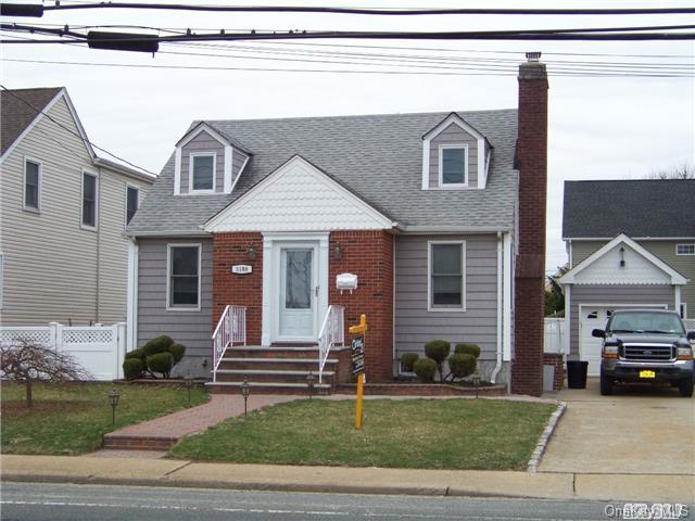 3180 Oceanside Road Oceanside, NY 11572 - Photo 1 of 1 Gallery Image 1