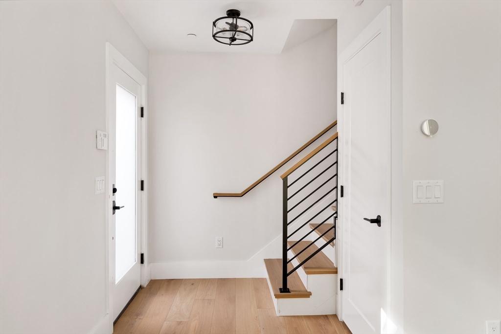 8 Poplar Road, Unit B Cambridge, MA 02138 - Photo 13 of 34