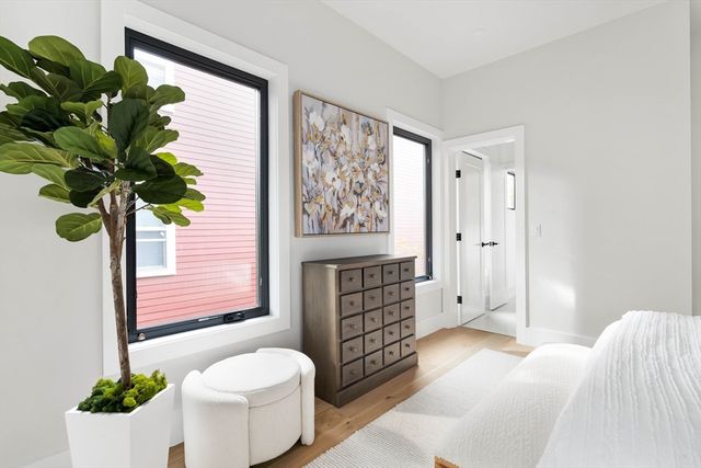 $1,260,000 | 8 Poplar Road, Unit B, Cambridge, MA 02138