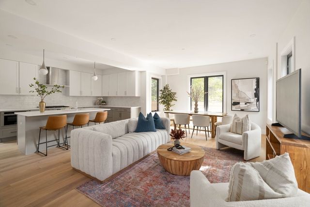 $1,260,000 | 8 Poplar Road, Unit B, Cambridge, MA 02138