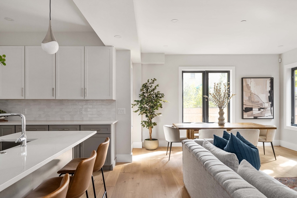 8 Poplar Road, Unit B Cambridge, MA 02138 - Photo 8 of 34