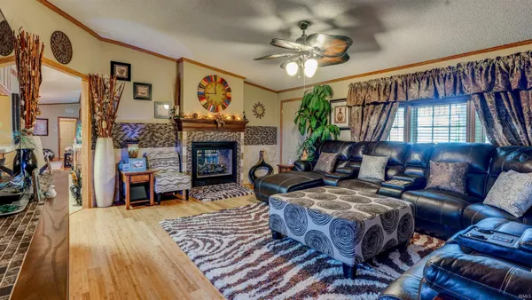 $649,000 | 16834 North State Road 66, Cannelton, IN 47520