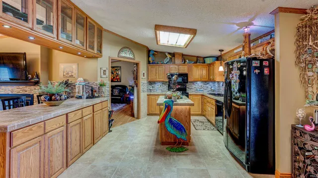 $675,000 | 16834 North State Road 66, Cannelton, IN 47520