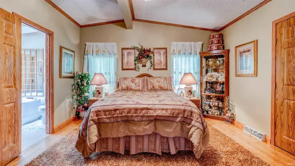 $649,000 | 16834 North State Road 66, Cannelton, IN 47520