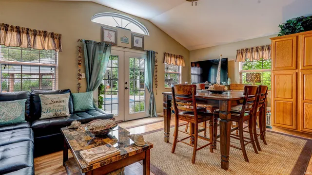 $675,000 | 16834 North State Road 66, Cannelton, IN 47520