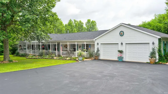 $675,000 | 16834 North State Road 66, Cannelton, IN 47520