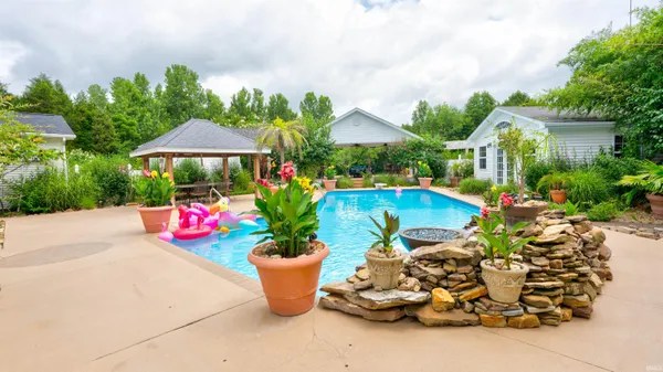 $649,000 | 16834 North State Road 66, Cannelton, IN 47520