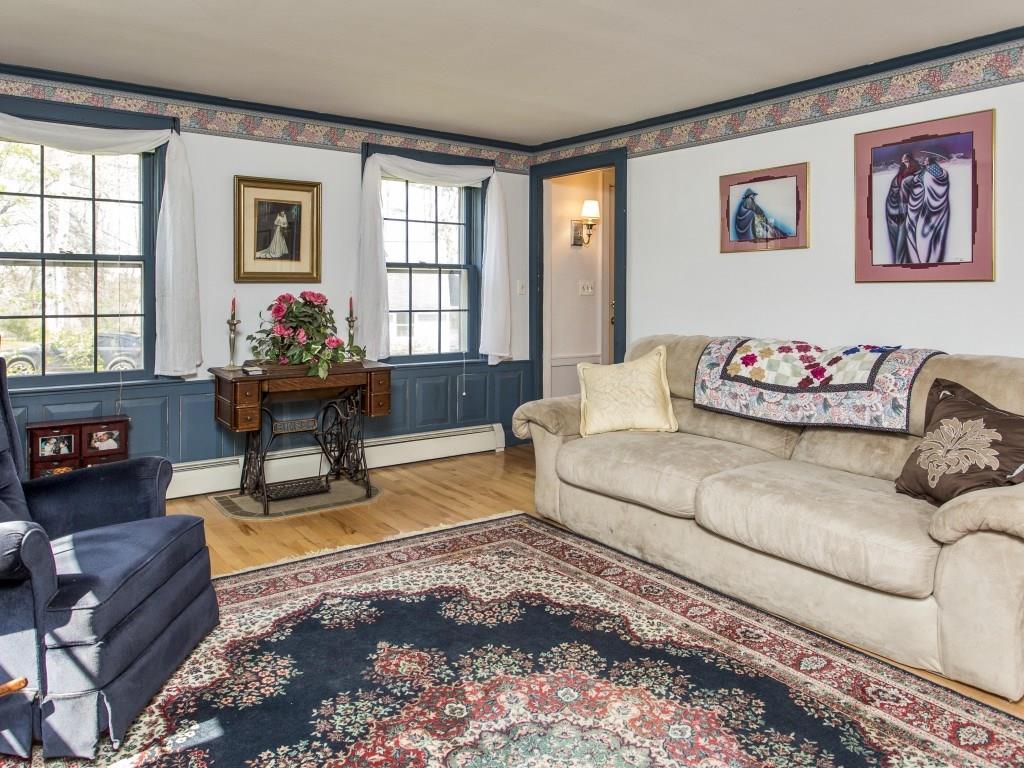 4 Acacia Road Kennebunkport, ME 04046 - Photo 11 of 28 Photo