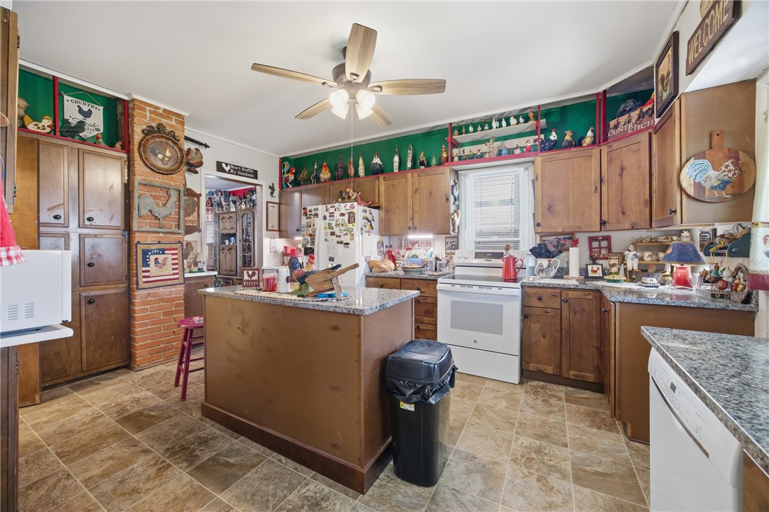 379 East 3rd Street Corning, NY 14830 - Photo 13 of 36
