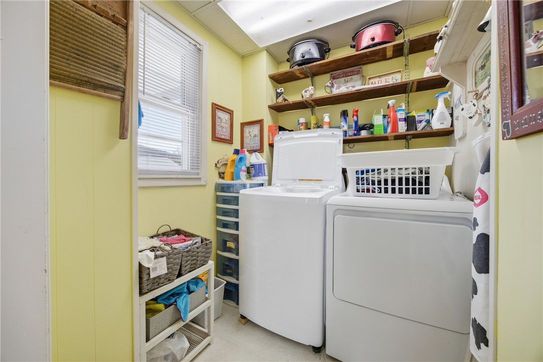 379 East 3rd Street Corning, NY 14830 - Photo 15 of 36