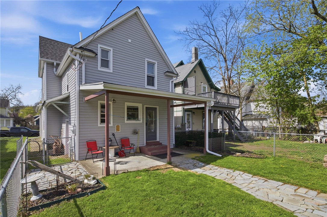 379 East 3rd Street Corning, NY 14830 - Photo 4 of 36