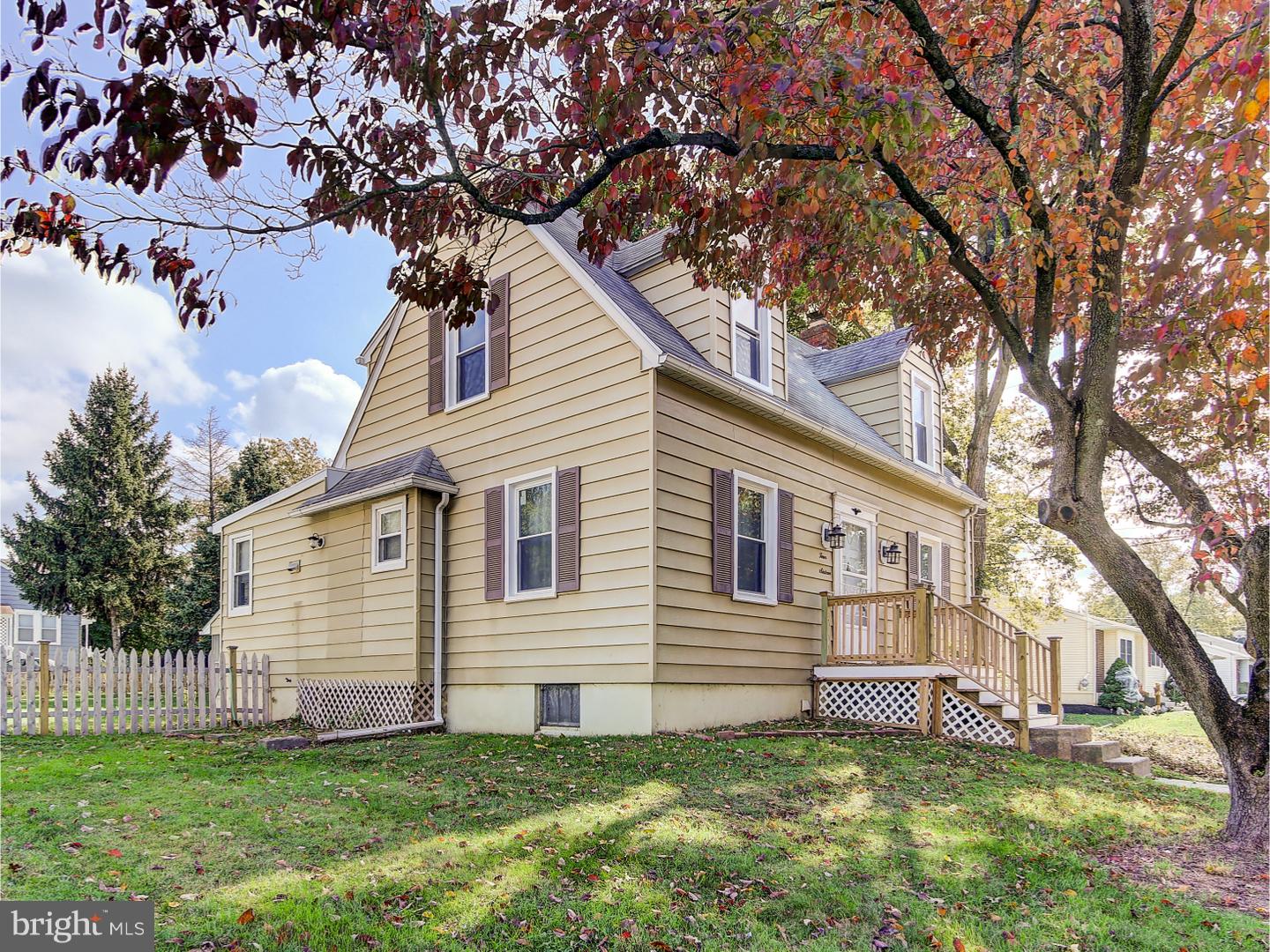 416 East Mill Road Maple Shade, NJ 08052 - Photo 2 of 25