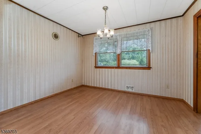 $389,900 | 26 Regional Road, Annandale, NJ 08801