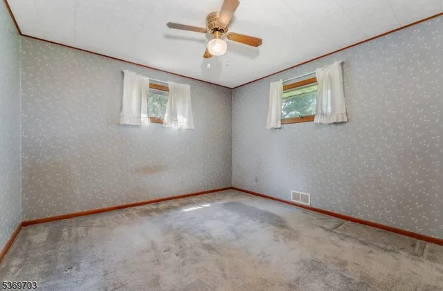 $389,900 | 26 Regional Road, Annandale, NJ 08801