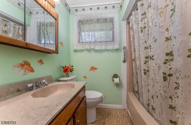 $389,900 | 26 Regional Road, Annandale, NJ 08801