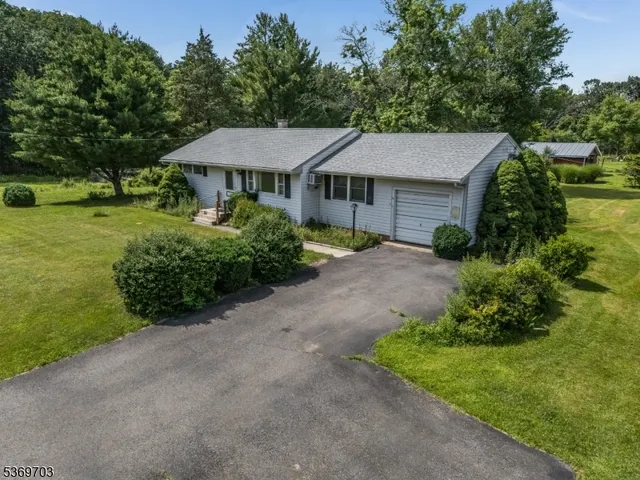 $389,900 | 26 Regional Road, Annandale, NJ 08801