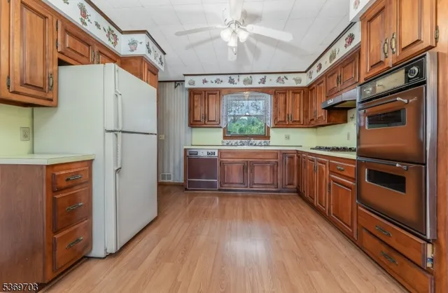 $389,900 | 26 Regional Road, Annandale, NJ 08801