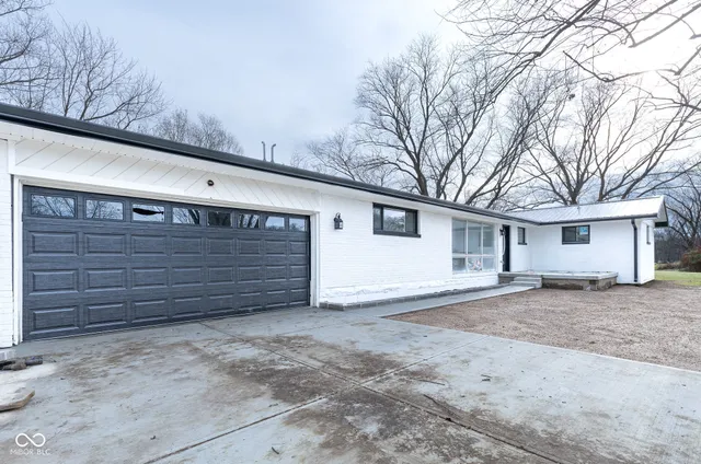 $380,000 | 3275 Maple Turn Lane, Martinsville, IN 46151