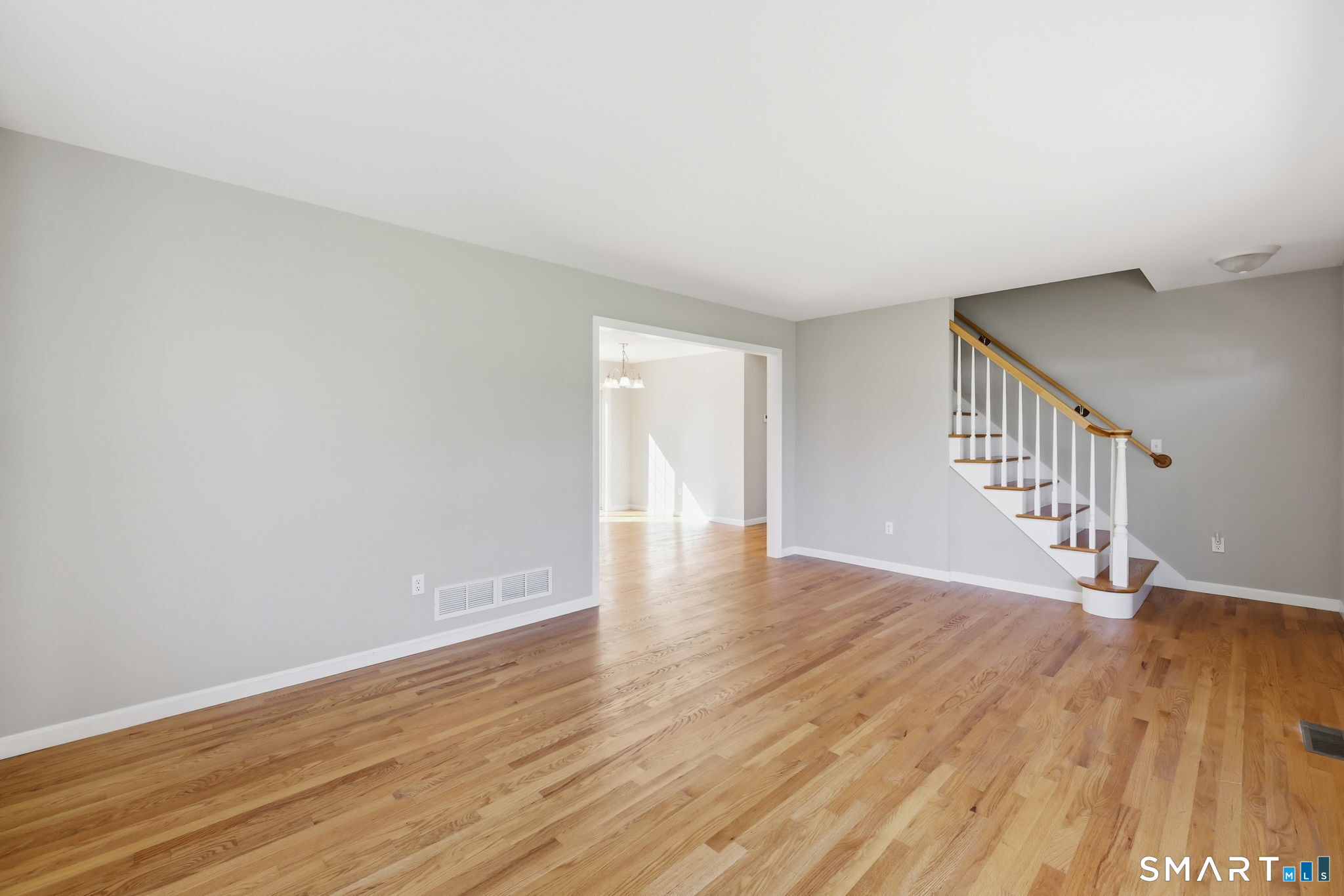 40 Valmore Road Bristol, CT 06010 - Photo 13 of 31 Gallery Image 13
