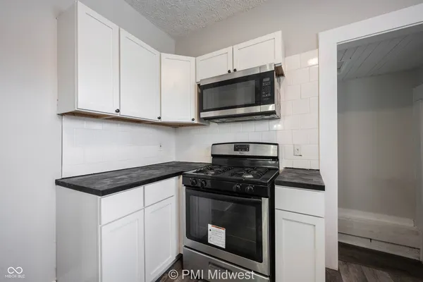 $1,195 | 729 North Bosart Avenue, Indianapolis, IN 46201