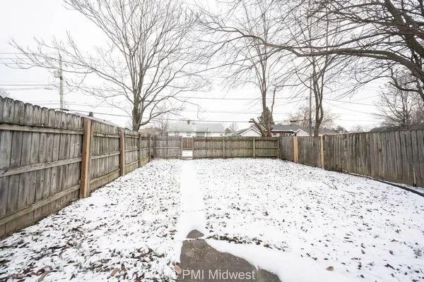 $1,195 | 729 North Bosart Avenue, Indianapolis, IN 46201