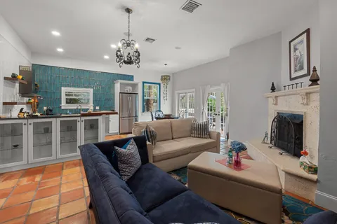 $6,250,000 | 1608 Lake Avenue, West Palm Beach, FL 33401