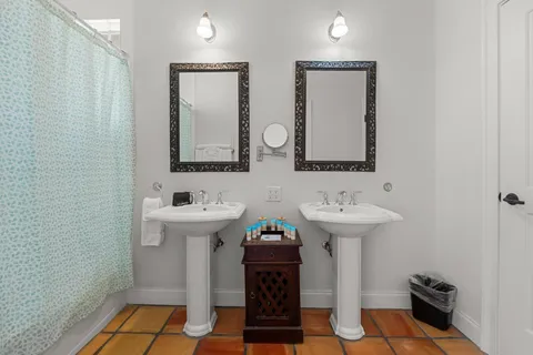 $6,250,000 | 1608 Lake Avenue, West Palm Beach, FL 33401