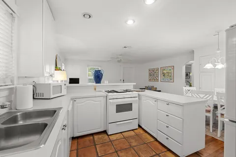 $6,250,000 | 1608 Lake Avenue, West Palm Beach, FL 33401