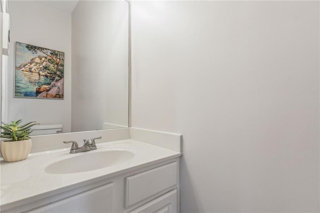 3676 Ramsey Circle Southwest Atlanta, GA 30331 - Photo 5 of 37