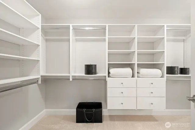 $2,268,900 | 7404 117th Place Southeast, Newcastle, WA 98056