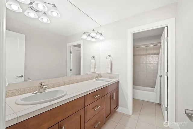 $2,268,900 | 7404 117th Place Southeast, Newcastle, WA 98056