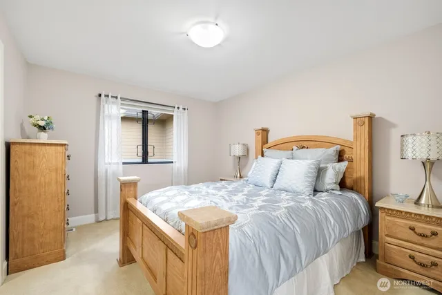 $2,268,900 | 7404 117th Place Southeast, Newcastle, WA 98056