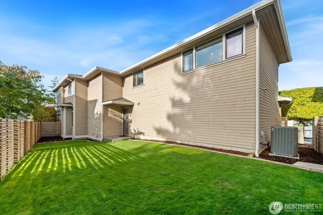 $2,268,900 | 7404 117th Place Southeast, Newcastle, WA 98056